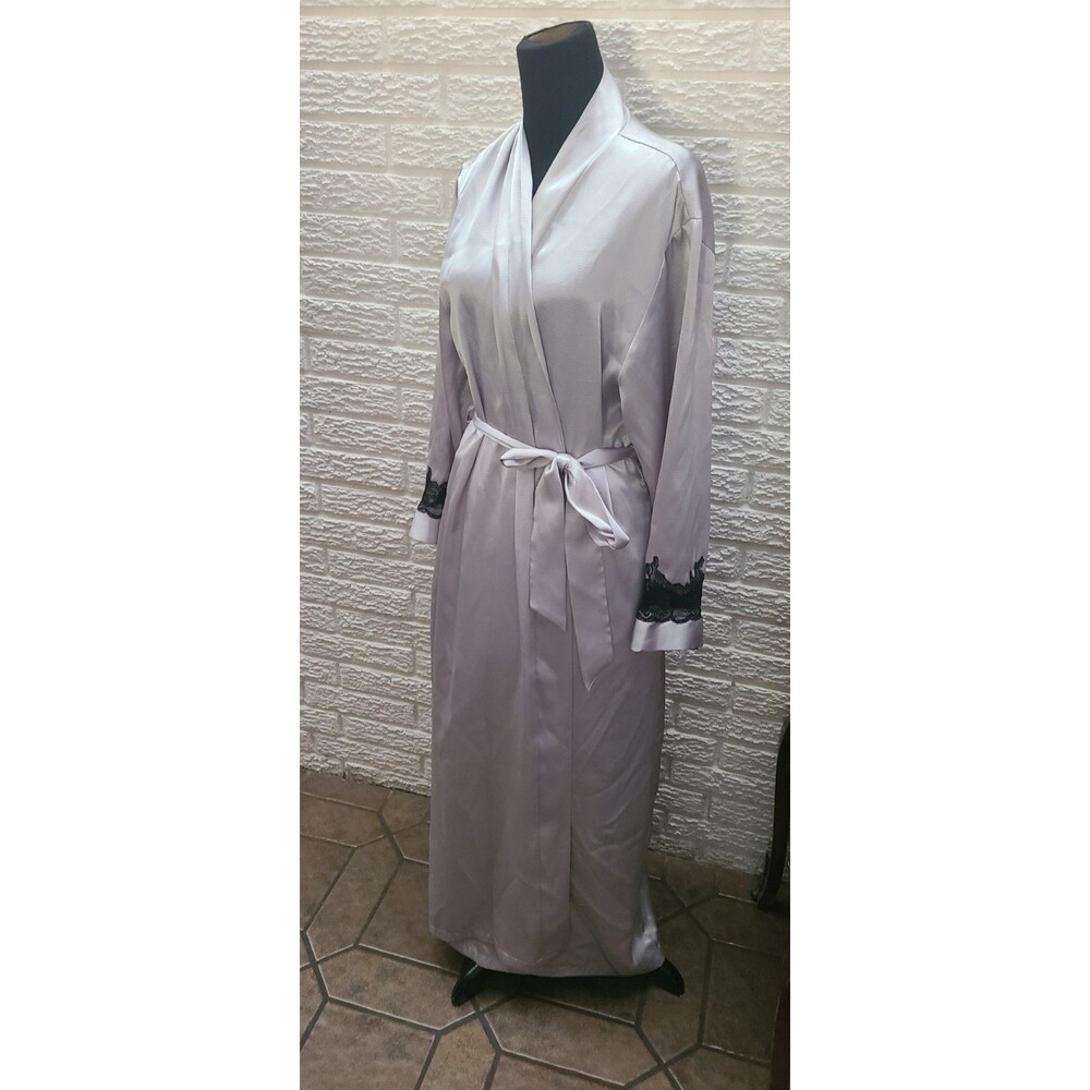 Sensara Long Silky Robe Women's Plus Size M Silver Black Lace Accent Pockets